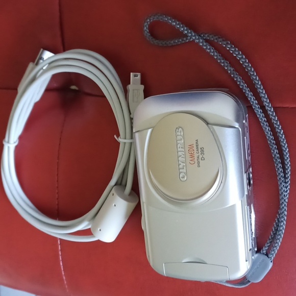 Olympus Other - *OLYMPUS CAMEDIA DIGITAL D-385 ZOOM CAMERA, works